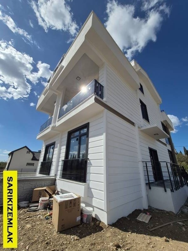 Edremit Zeytinli Mah`da3+1  Villa. - 15